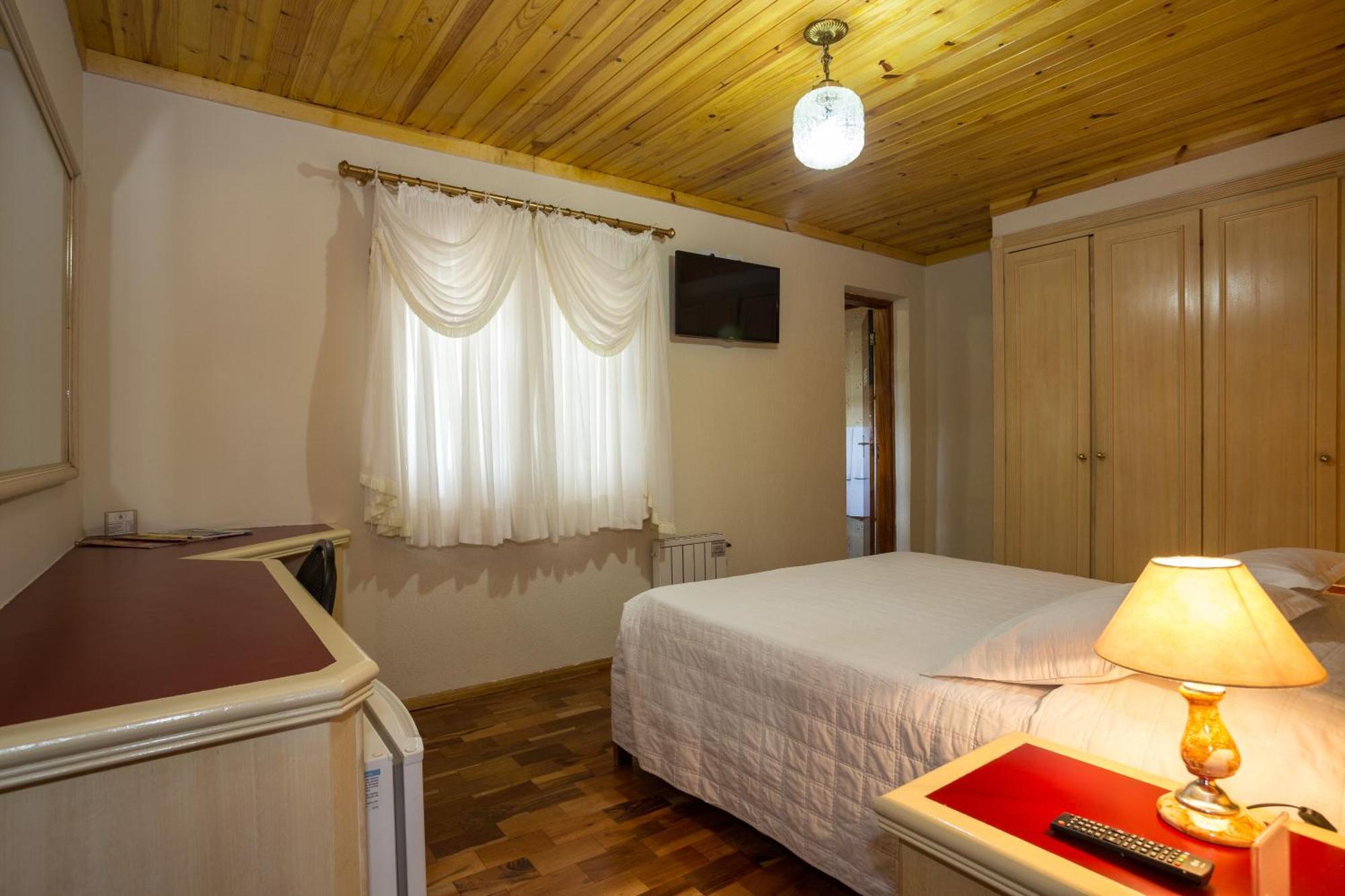 Hotel Leao Da Montanha Campos do Jordao Exterior photo