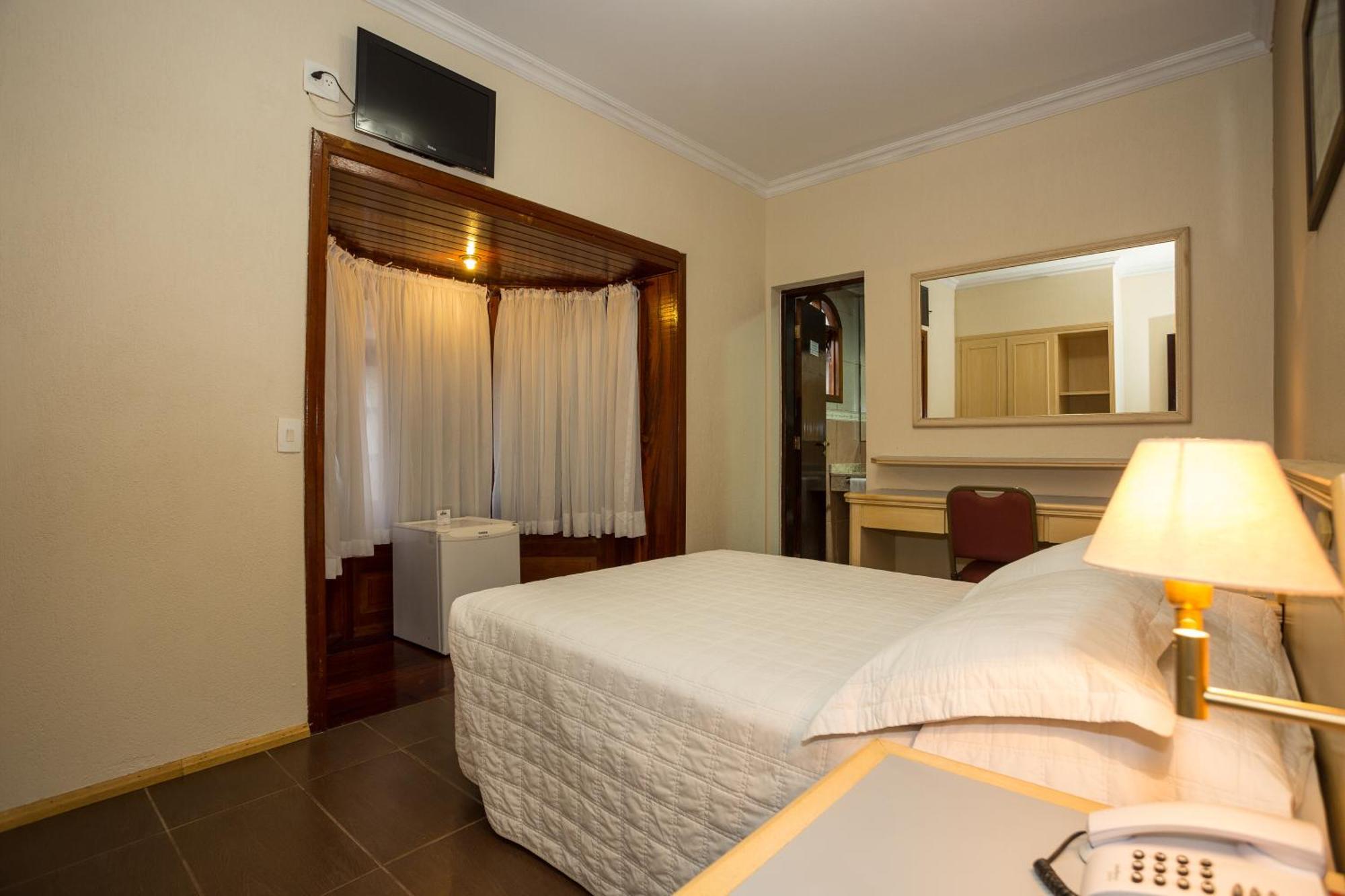 Hotel Leao Da Montanha Campos do Jordao Exterior photo