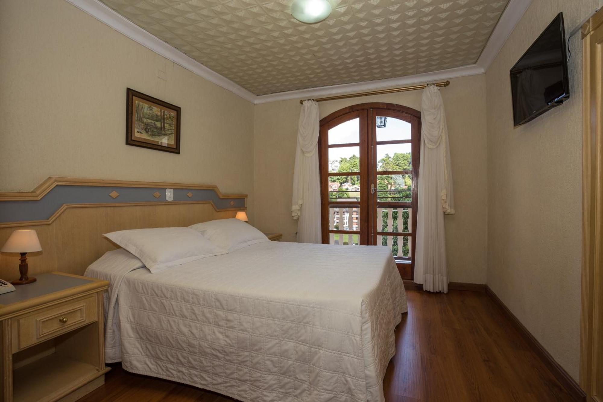 Hotel Leao Da Montanha Campos do Jordao Exterior photo