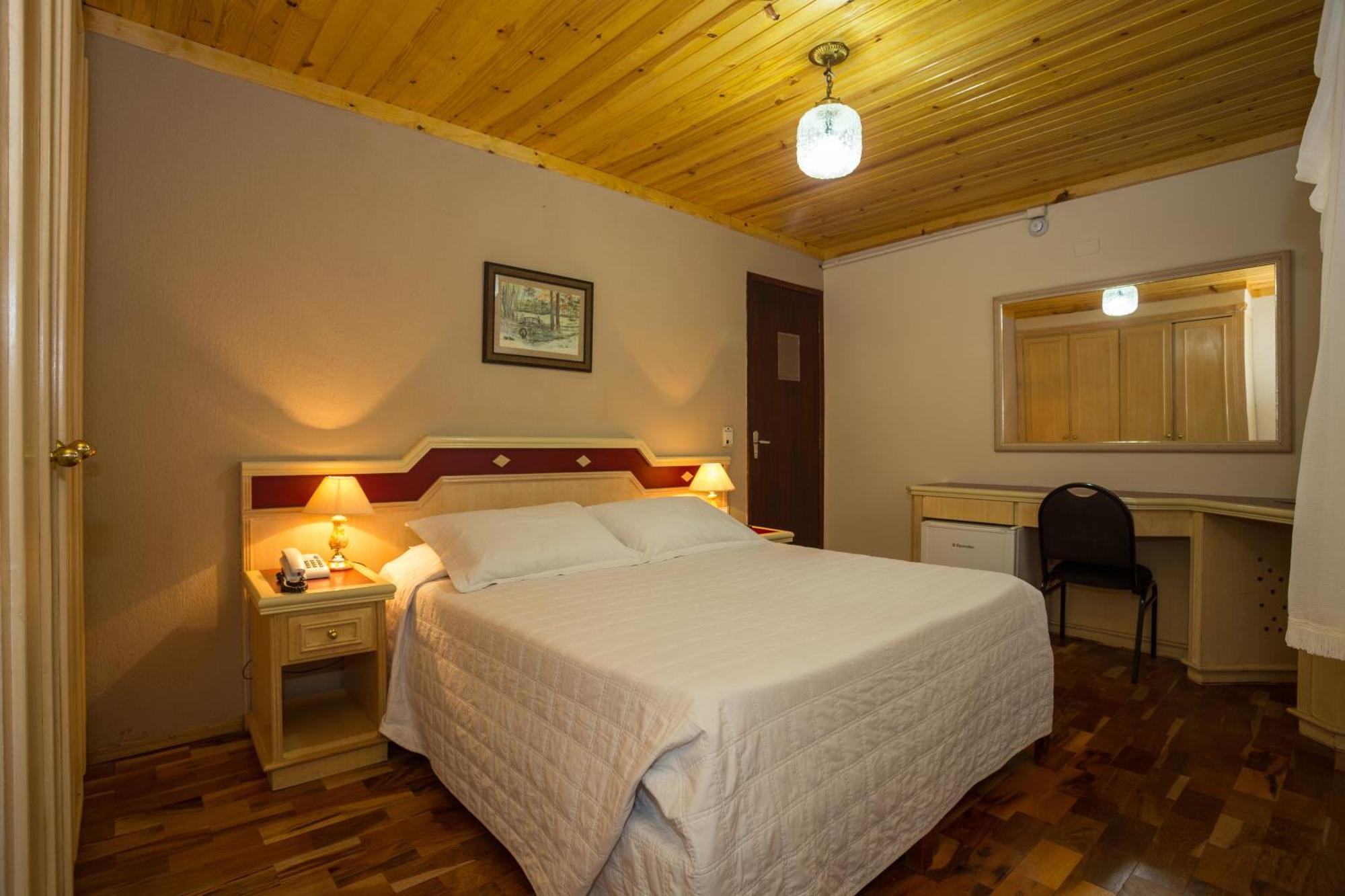 Hotel Leao Da Montanha Campos do Jordao Exterior photo