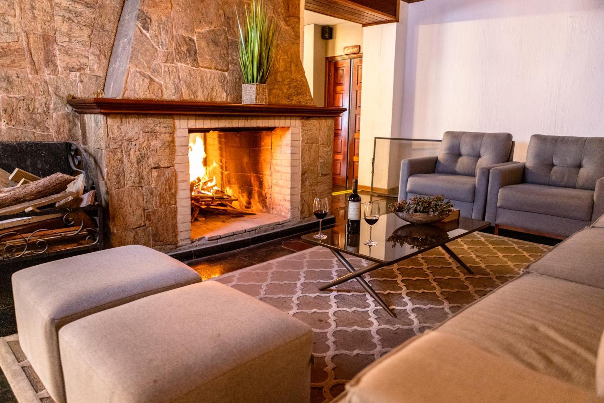 Hotel Leao Da Montanha Campos do Jordao Exterior photo